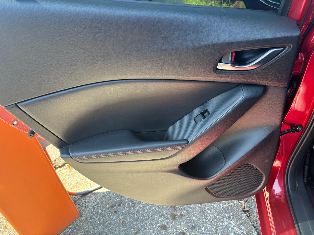 Mazda MAZDA3 s Touring AT 5-Door 2015