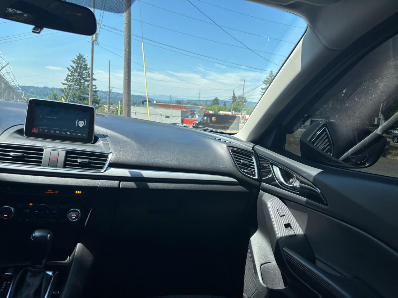 Mazda MAZDA3 s Touring AT 5-Door 2015