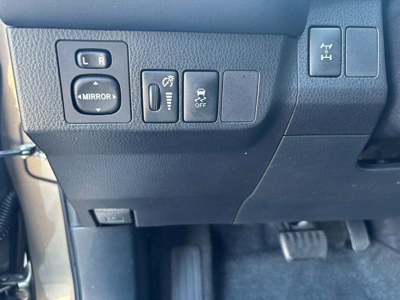 Toyota RAV4 XLE AWD 2014