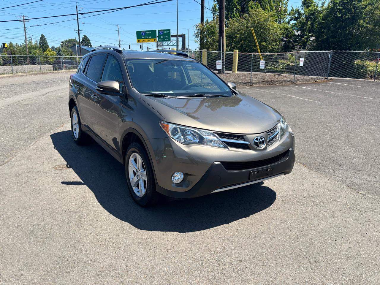 Toyota RAV4 XLE AWD 2014