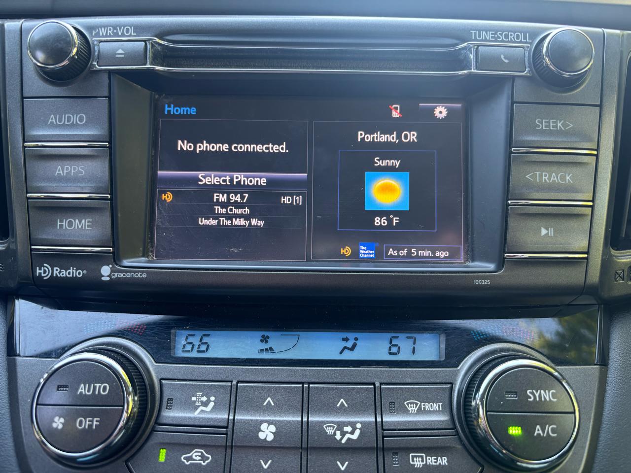 Toyota RAV4 XLE AWD 2014