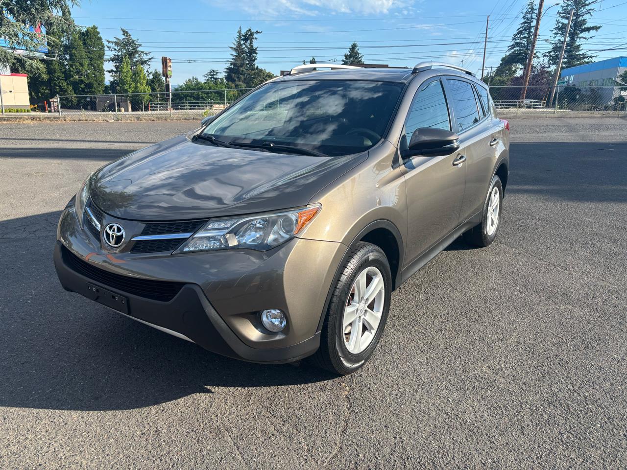 Toyota RAV4 XLE AWD 2014