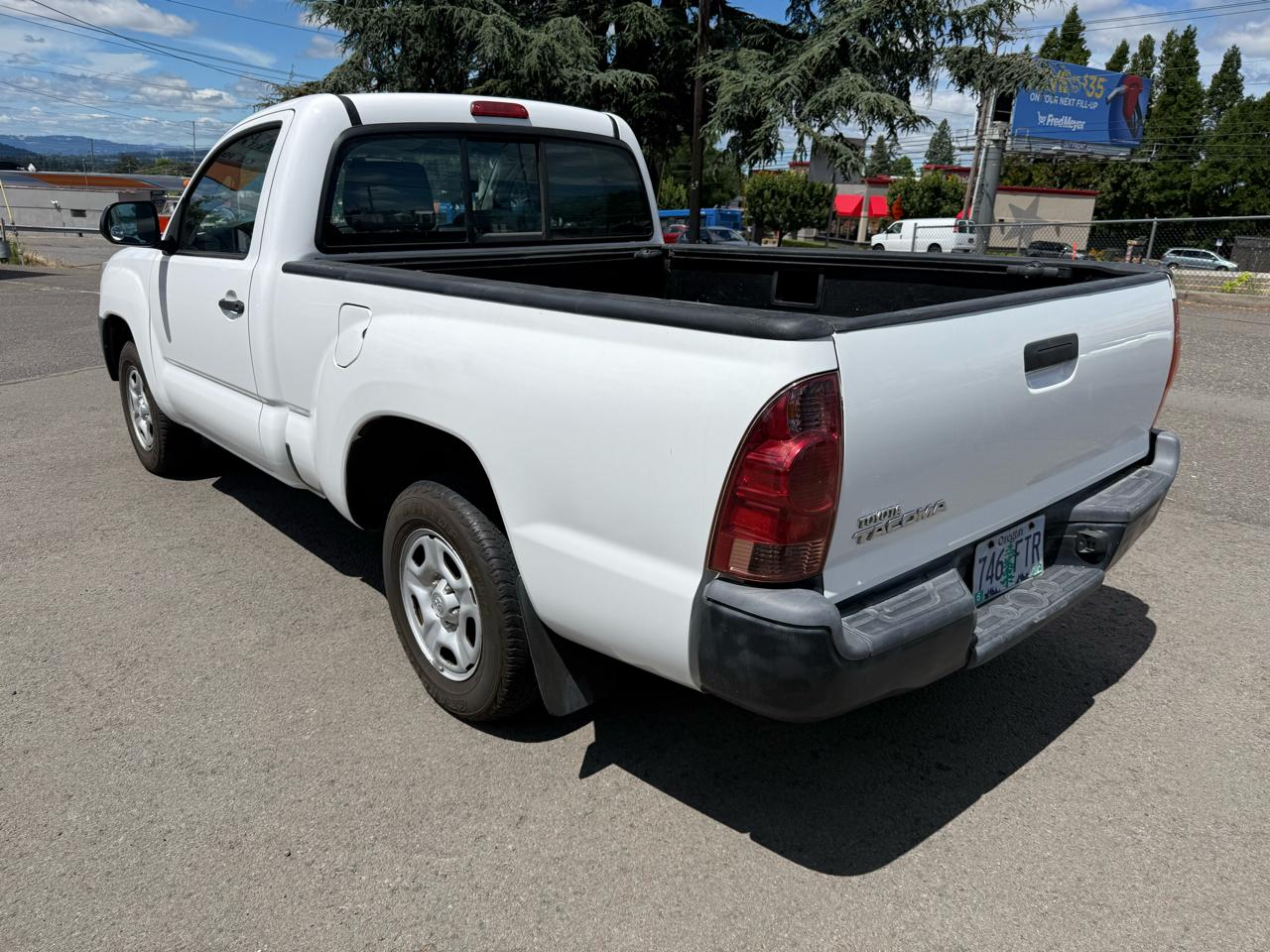 Toyota Tacoma Regular Cab 2WD 2012