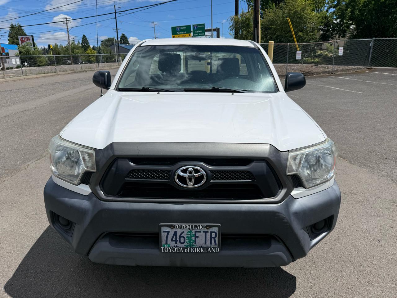 Toyota Tacoma Regular Cab 2WD 2012