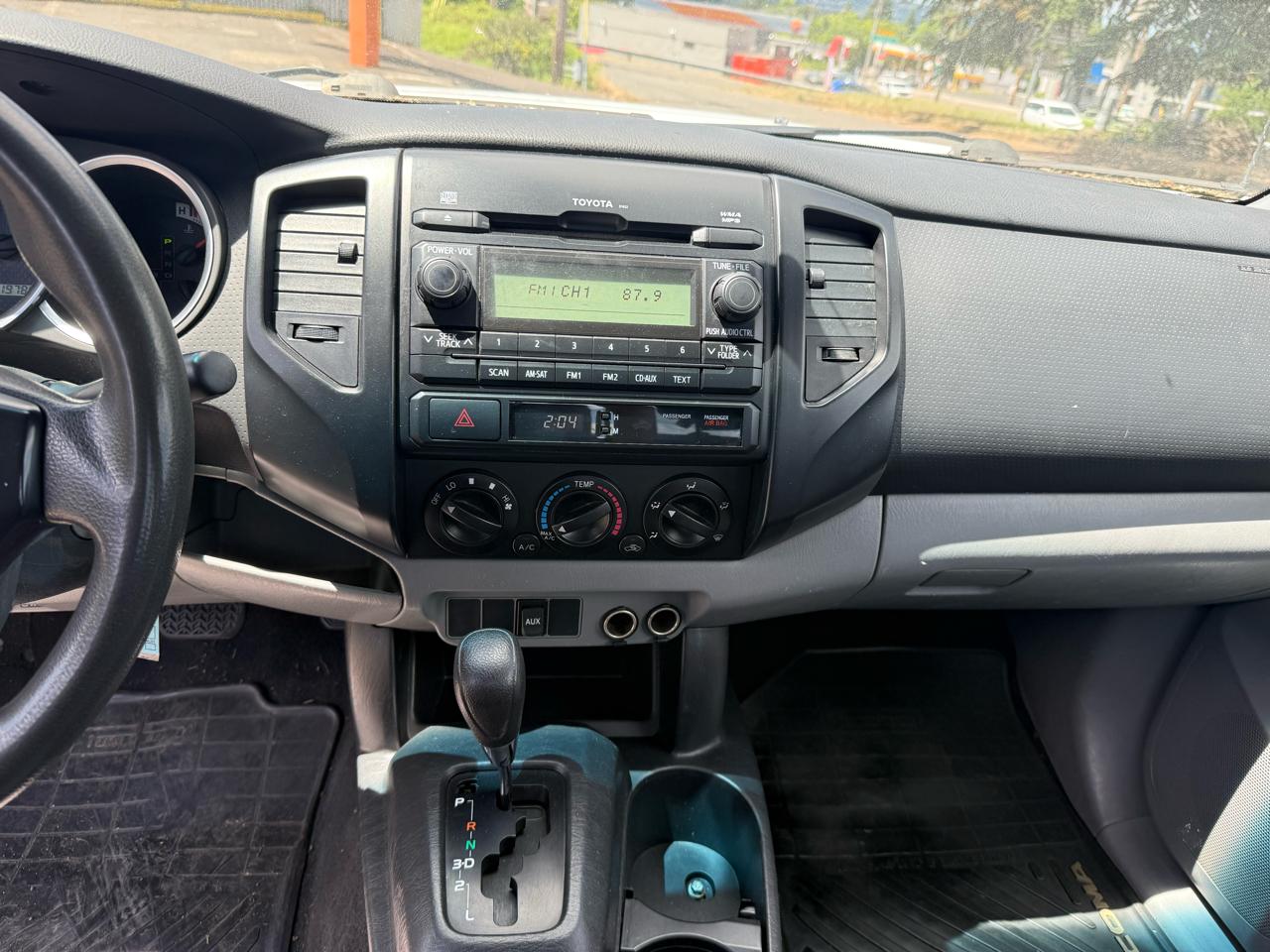 Toyota Tacoma Regular Cab 2WD 2012