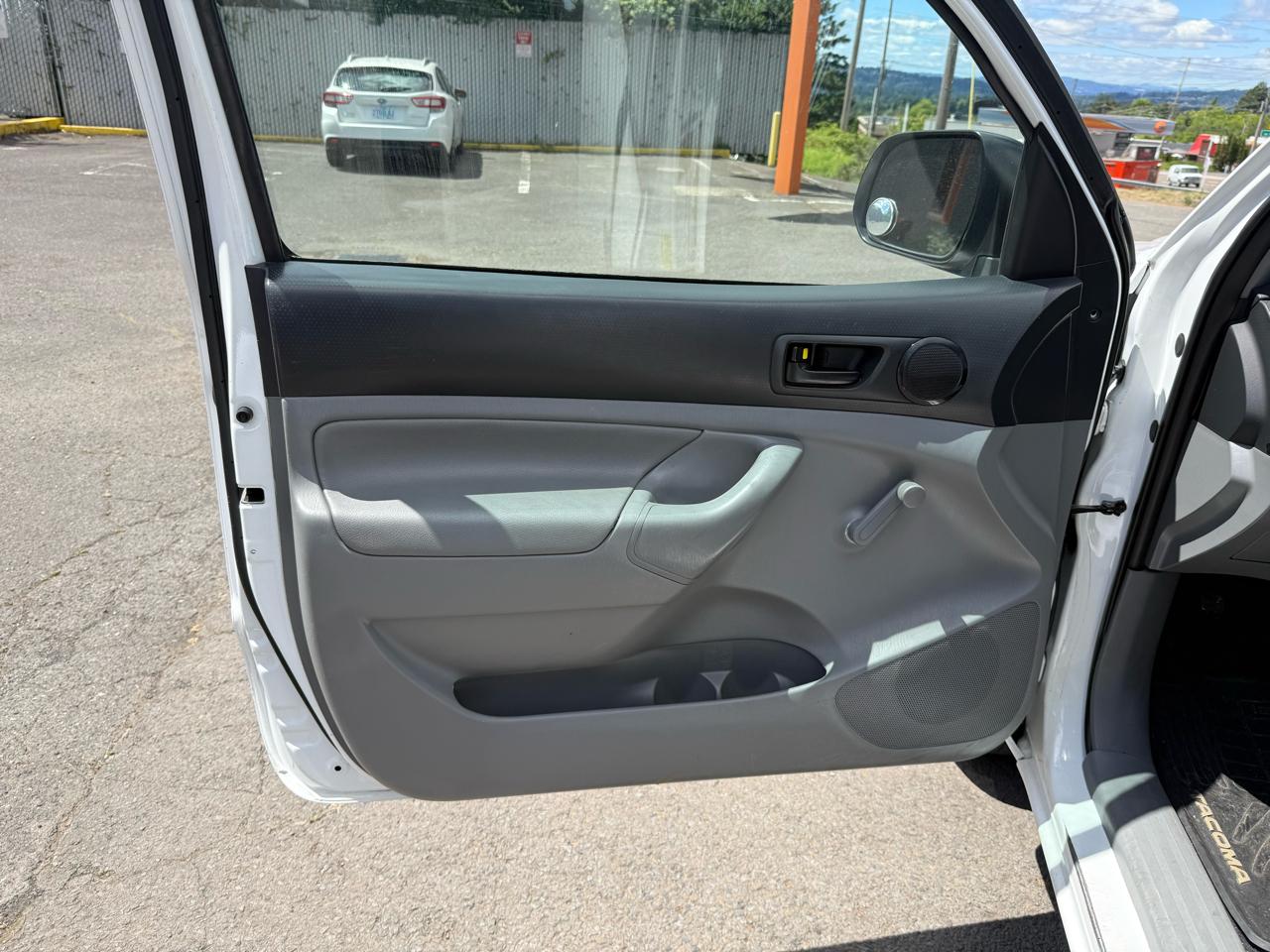Toyota Tacoma Regular Cab 2WD 2012