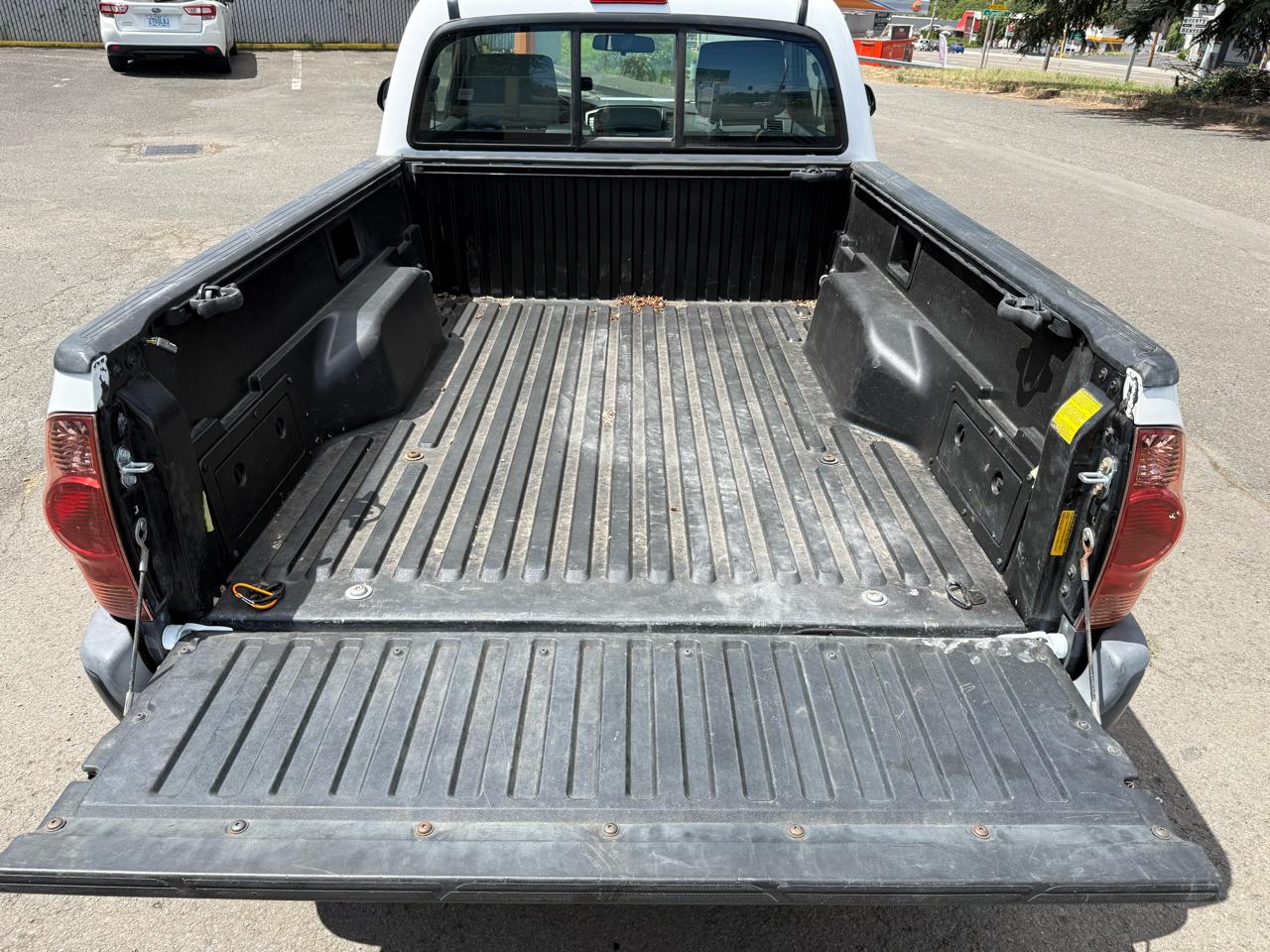 Toyota Tacoma Regular Cab 2WD 2012