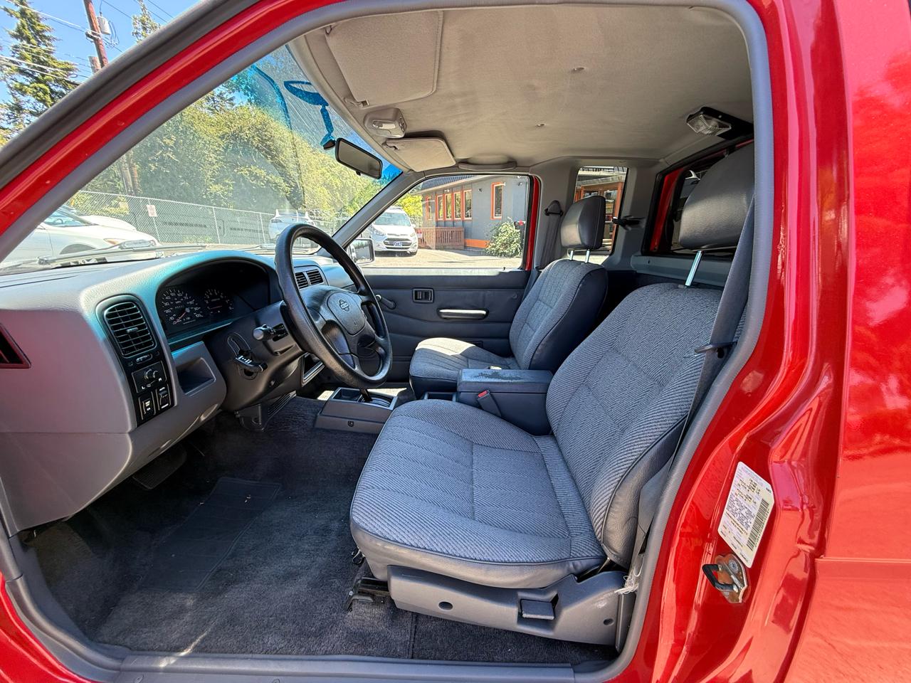 Nissan Pickup XE-V6 King Cab 2WD 1995