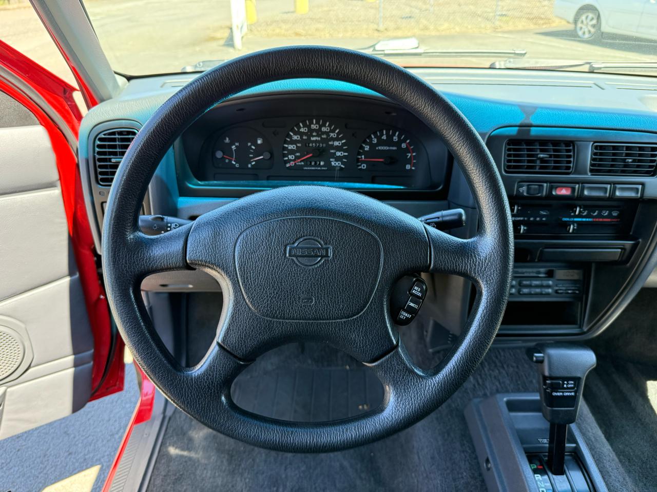 Nissan Pickup XE-V6 King Cab 2WD 1995