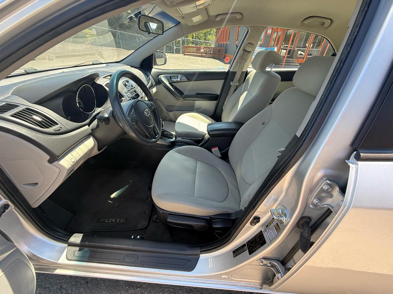 Kia Forte EX 2013