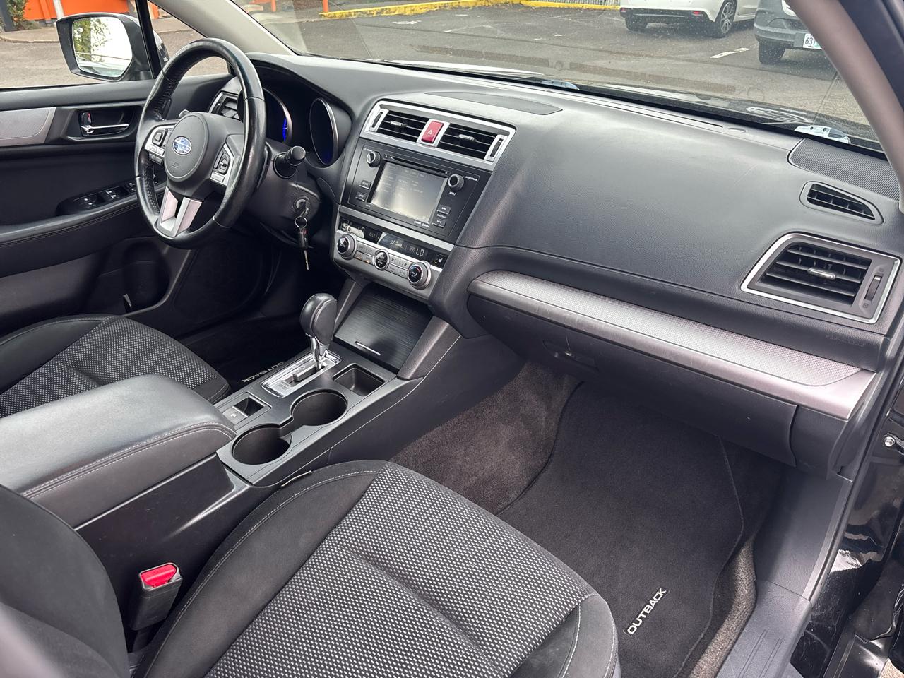 Subaru Outback 3.6R Premium 2015