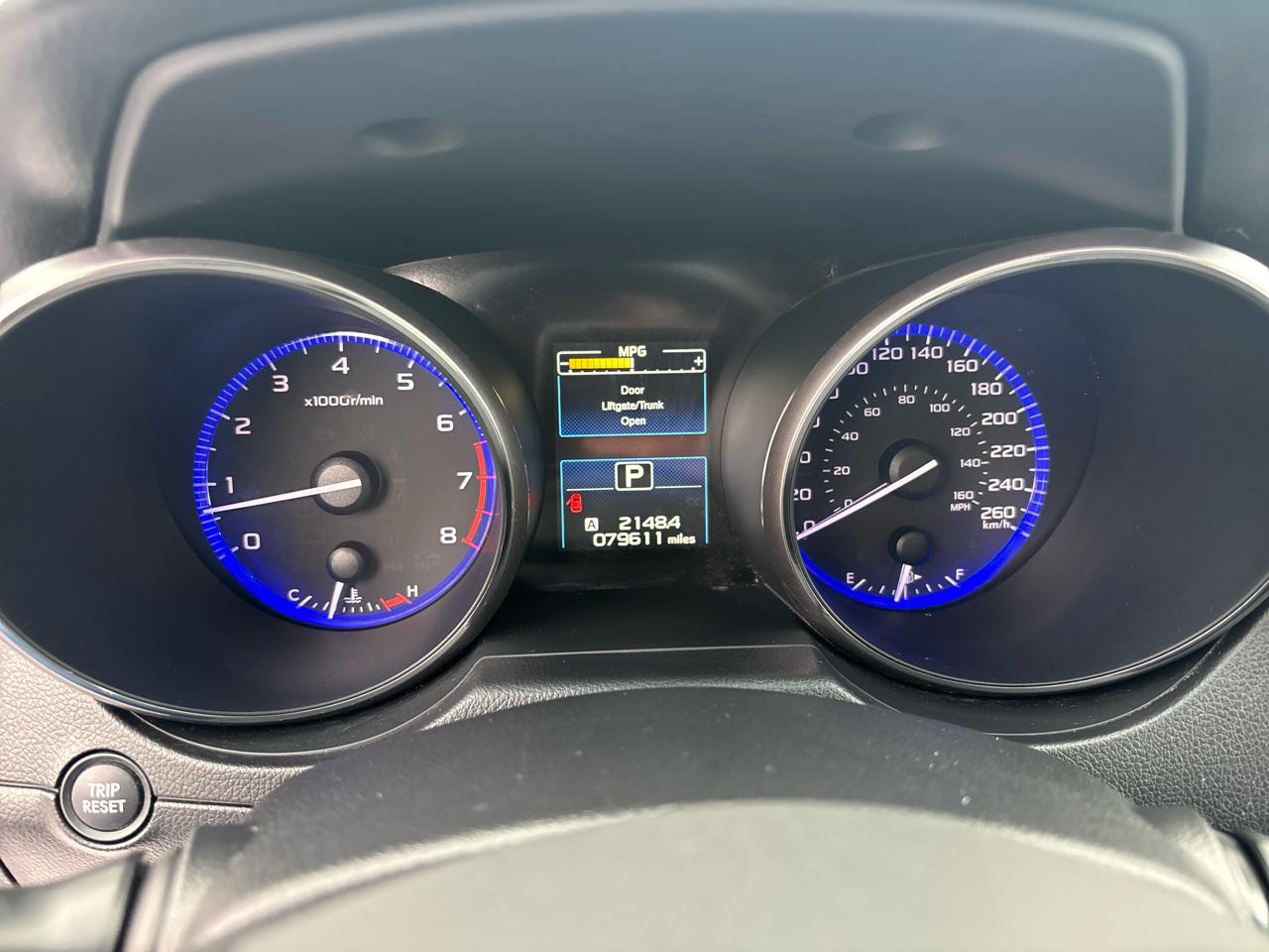 Subaru Outback 3.6R Premium 2015