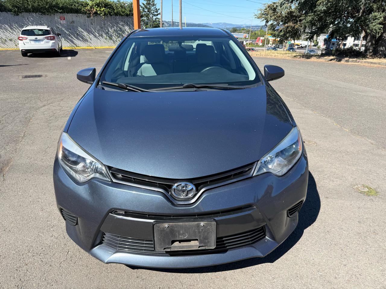 Toyota Corolla 4dr Sdn LE Auto 2015