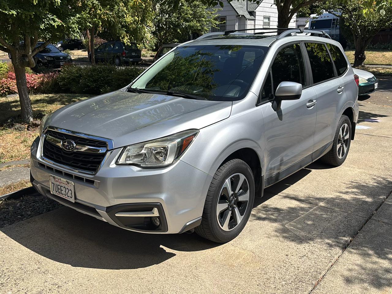 Subaru Forester 2.5i Premium PZEV CVT 2017