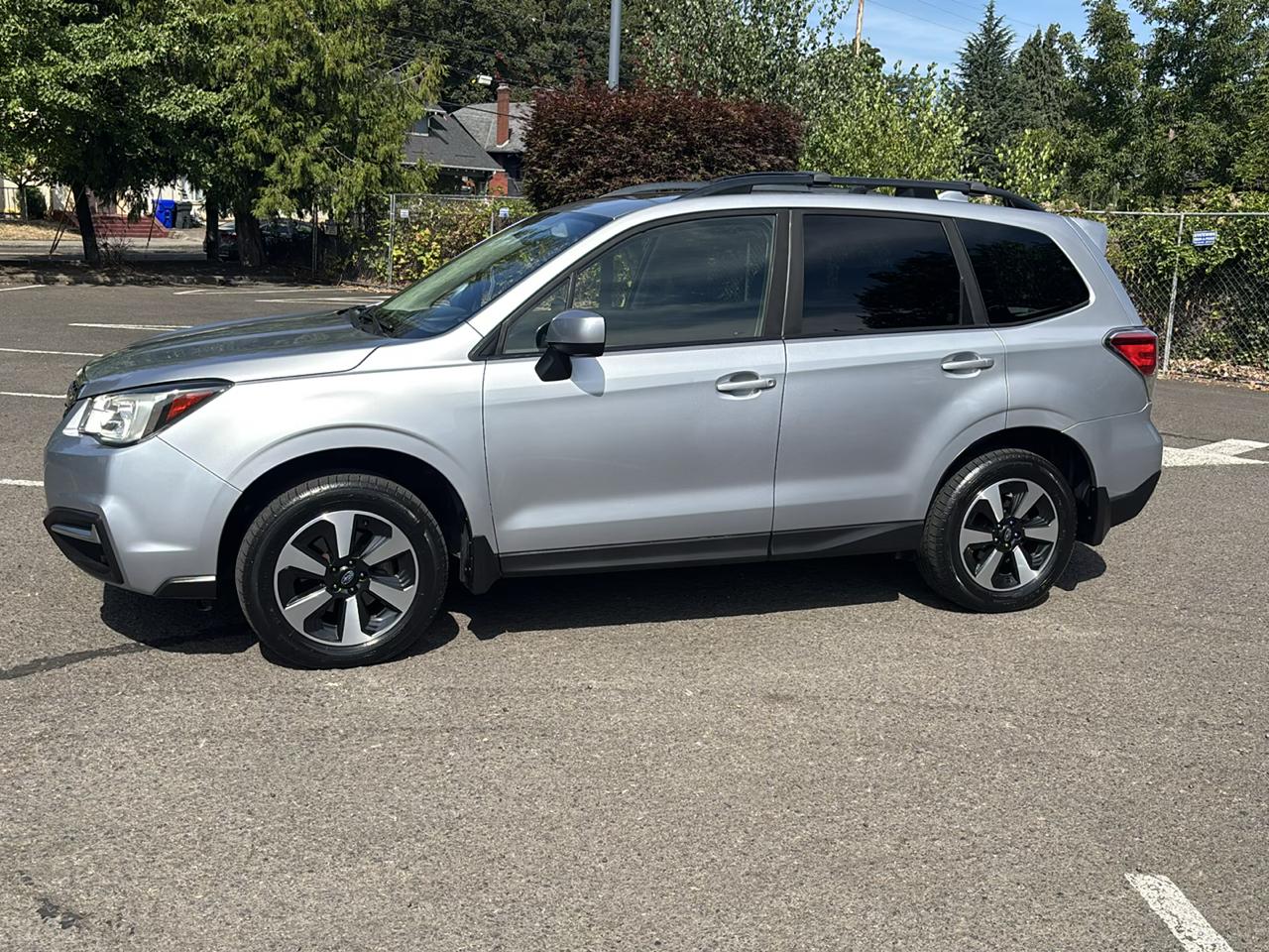 Subaru Forester 2.5i Premium PZEV CVT 2017