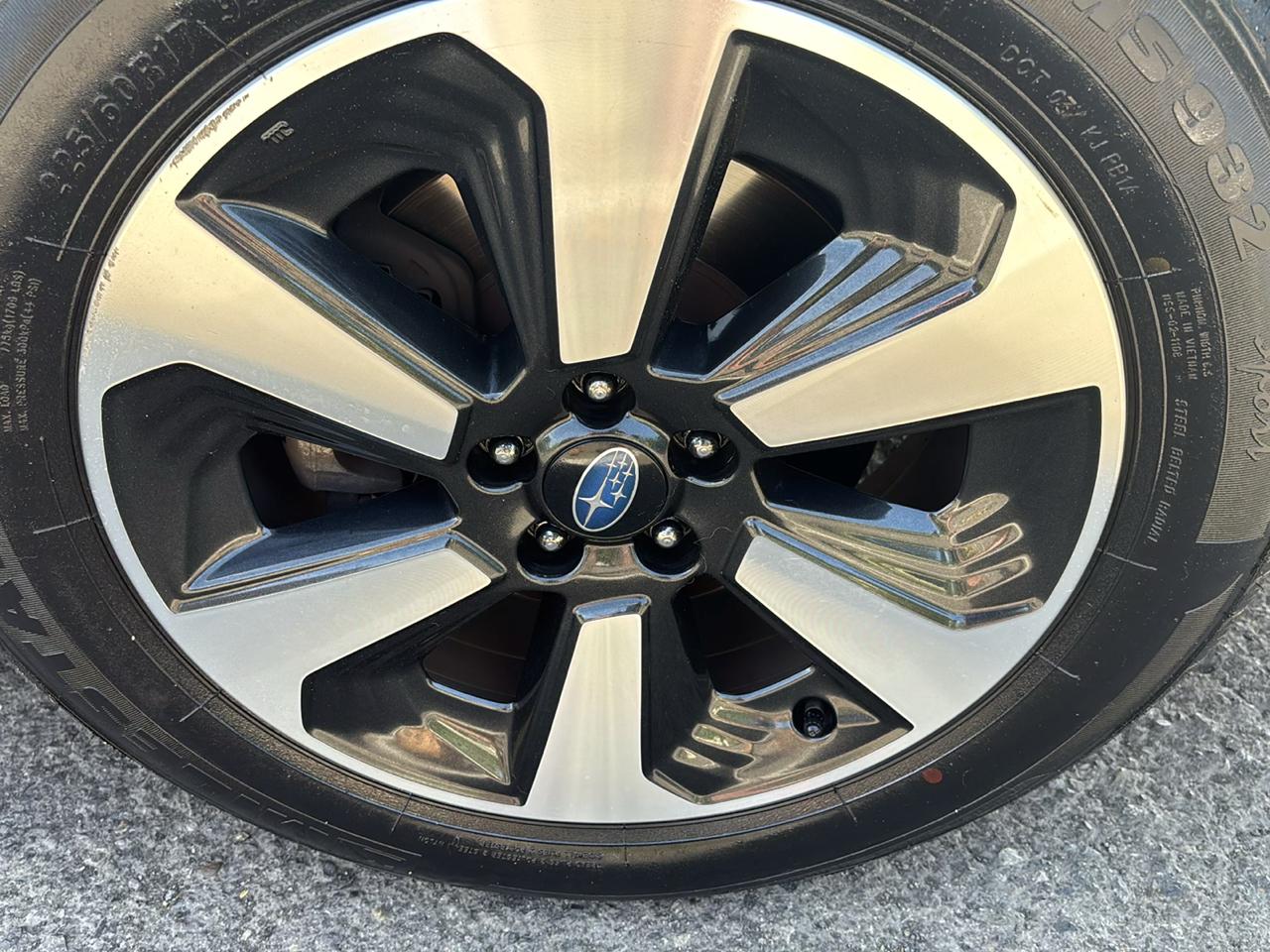 Subaru Forester 2.5i Premium PZEV CVT 2017