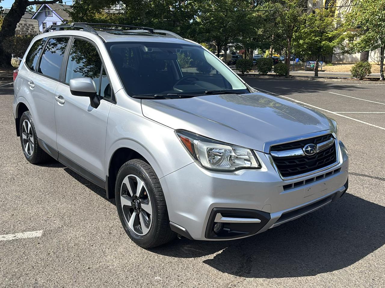Subaru Forester 2.5i Premium PZEV CVT 2017