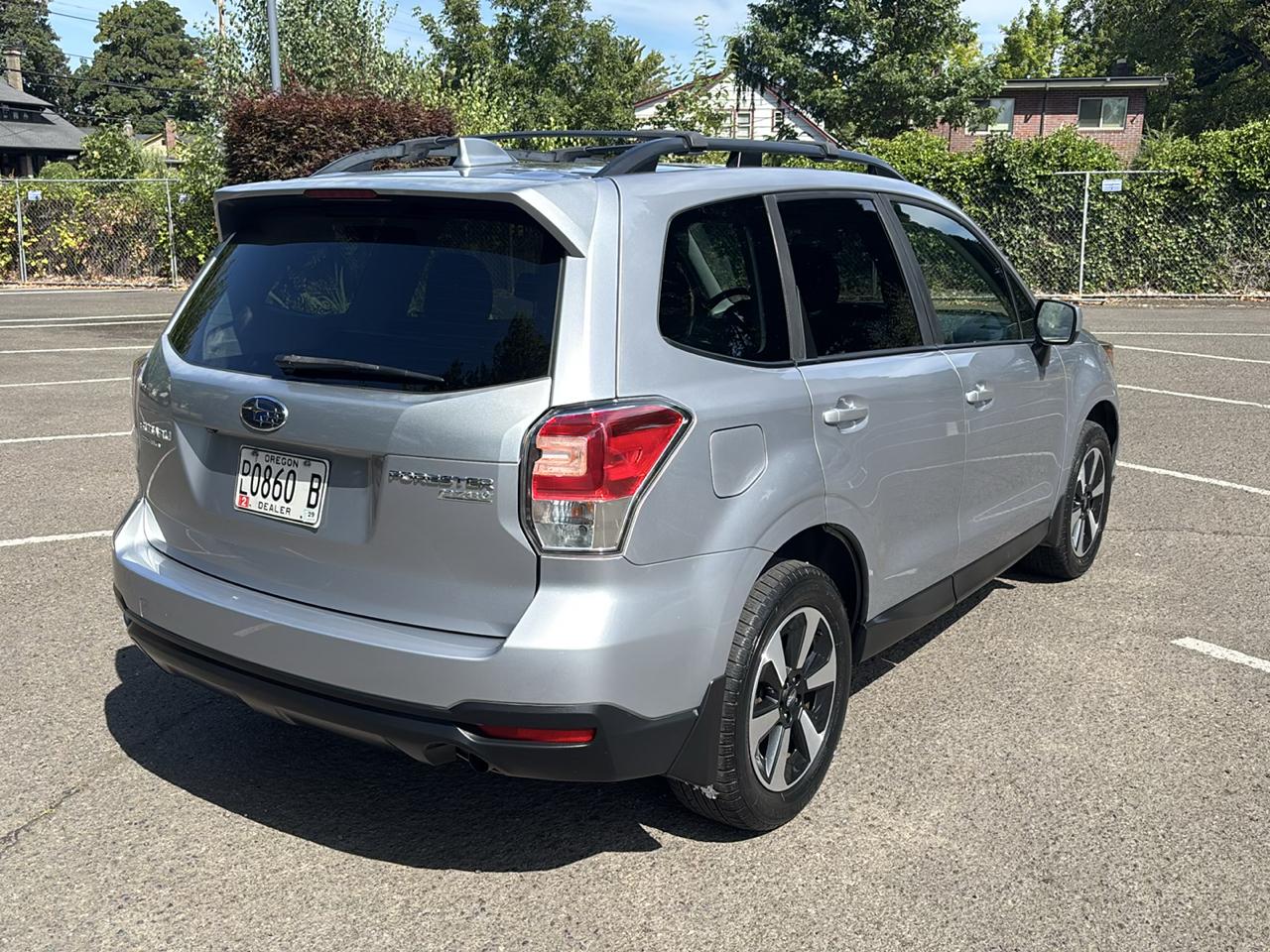 Subaru Forester 2.5i Premium PZEV CVT 2017