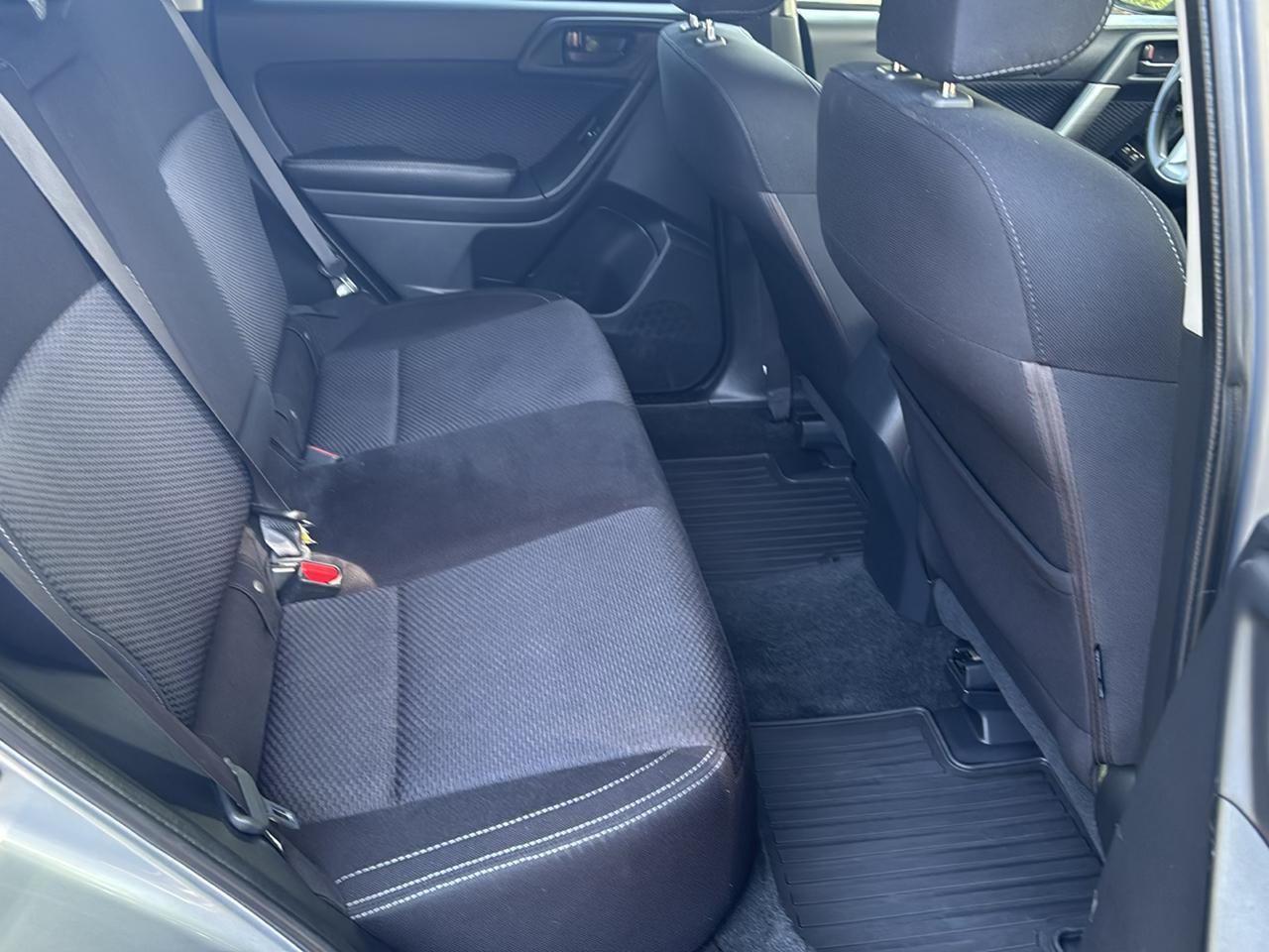 Subaru Forester 2.5i Premium PZEV CVT 2017