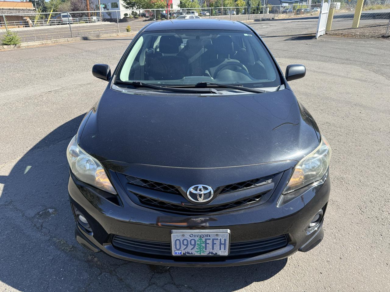 Toyota Corolla S Premium 4D Sedan 2011