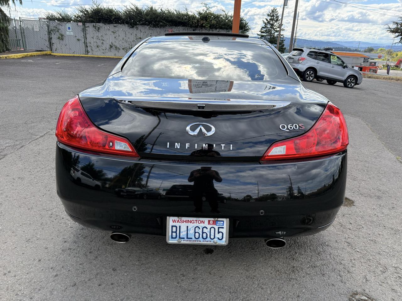 Infiniti Q60 Sport RWD 2014