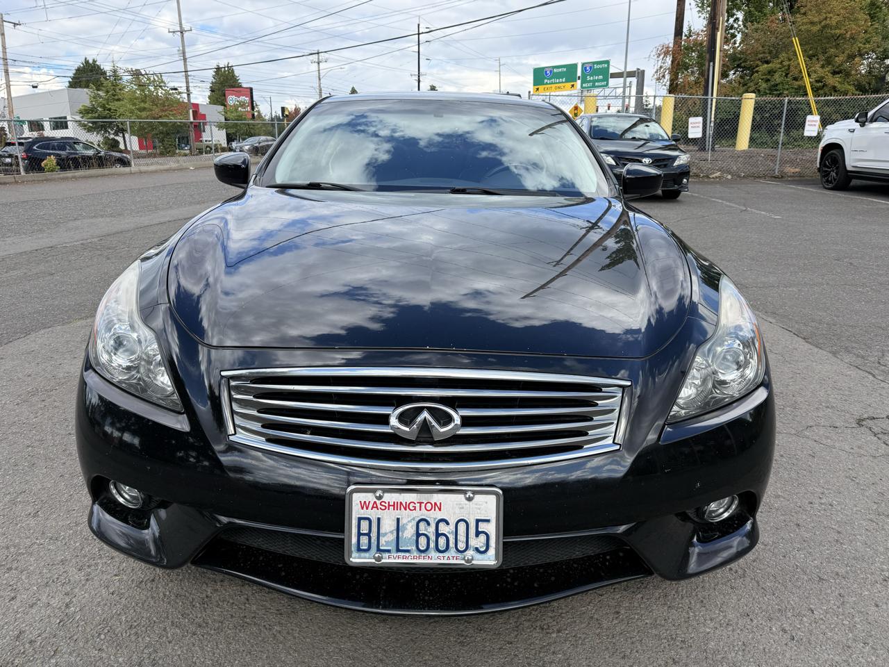 Infiniti Q60 Sport RWD 2014