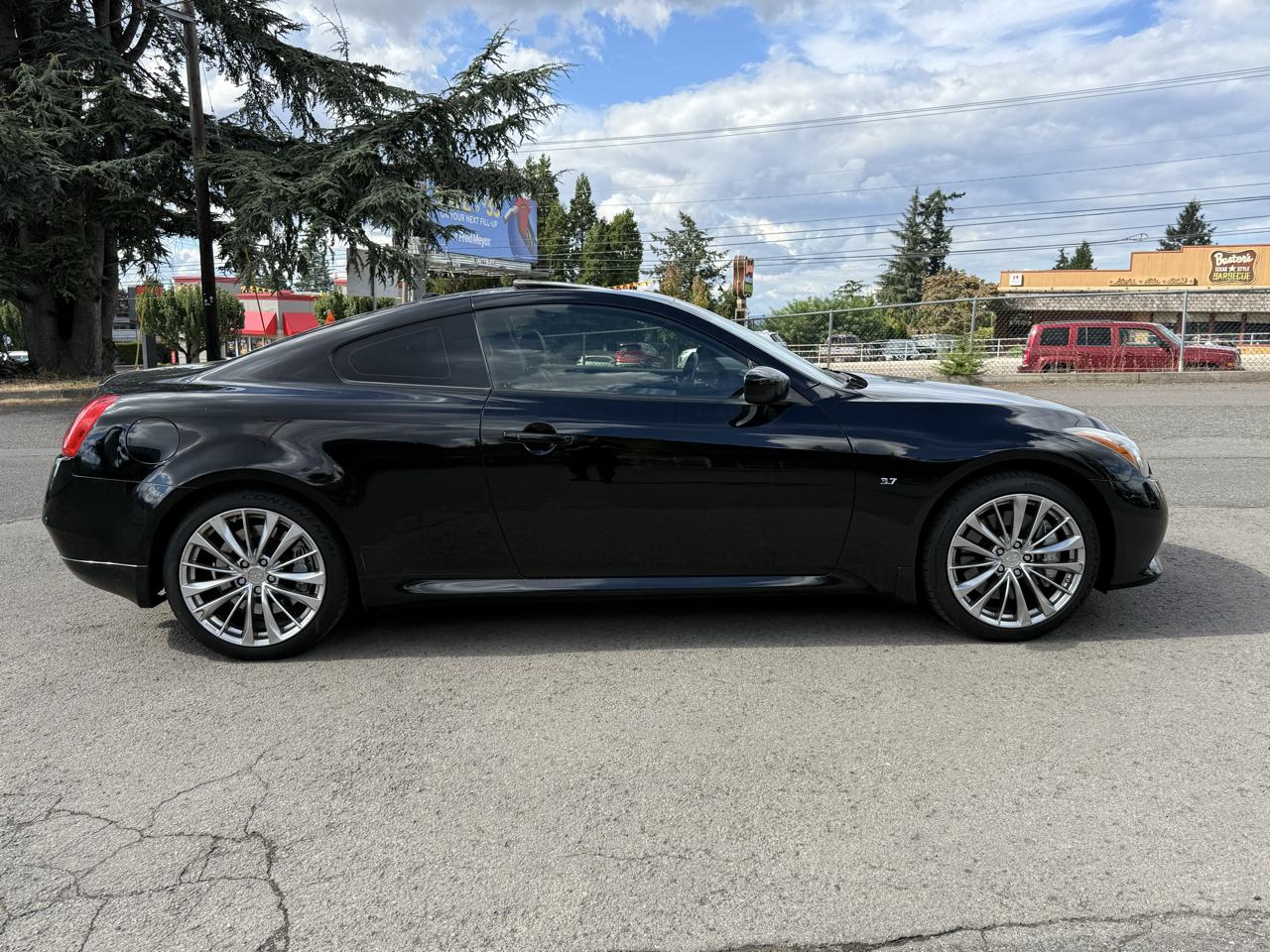 Infiniti Q60 Sport RWD 2014