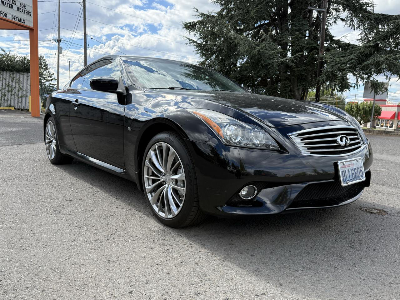 Infiniti Q60 Sport RWD 2014