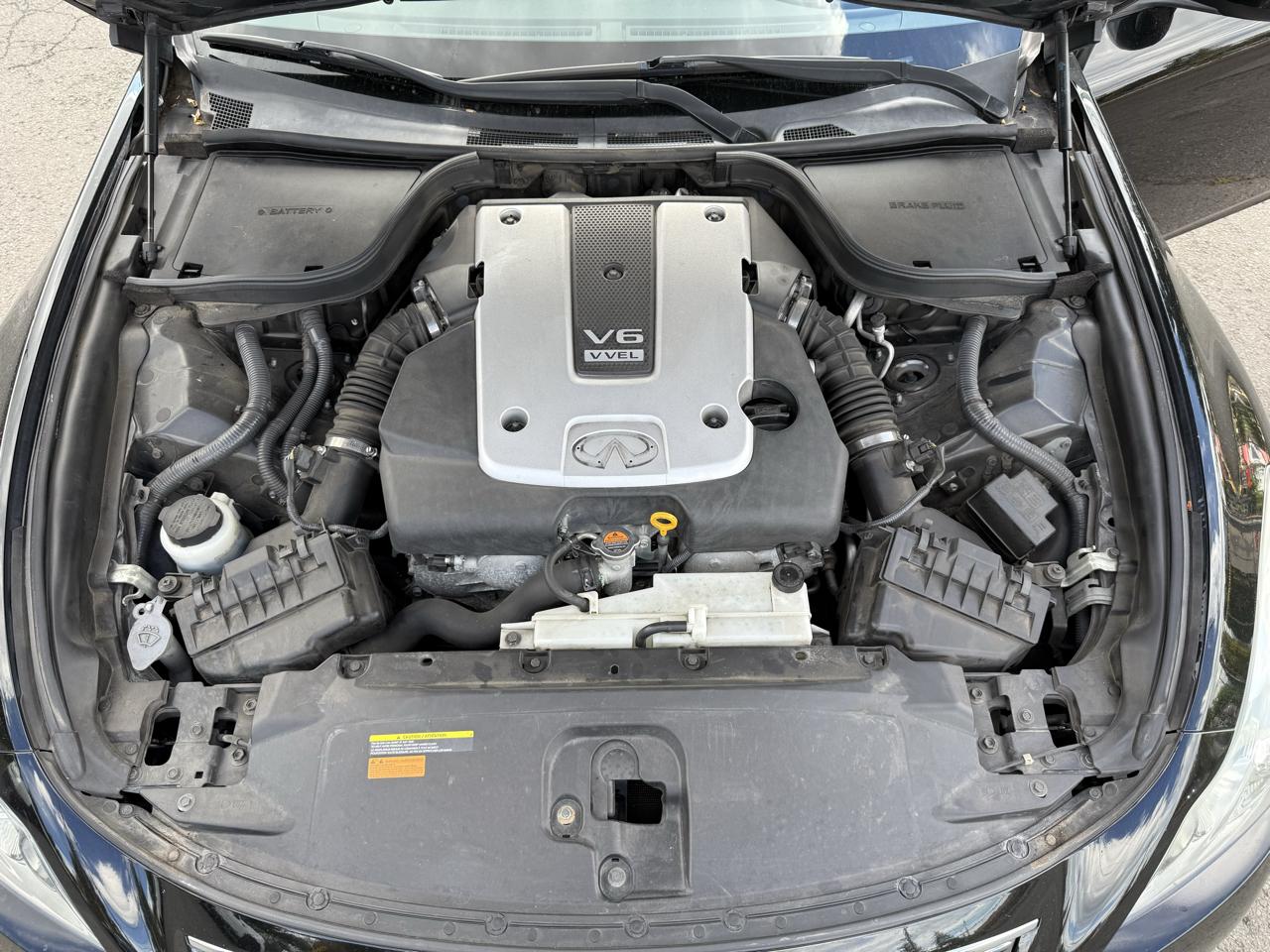 Infiniti Q60 Sport RWD 2014