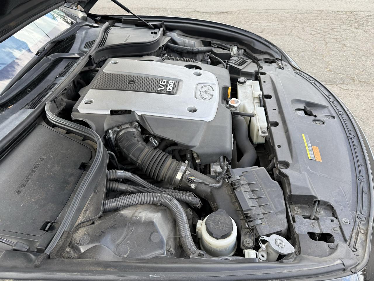 Infiniti Q60 Sport RWD 2014