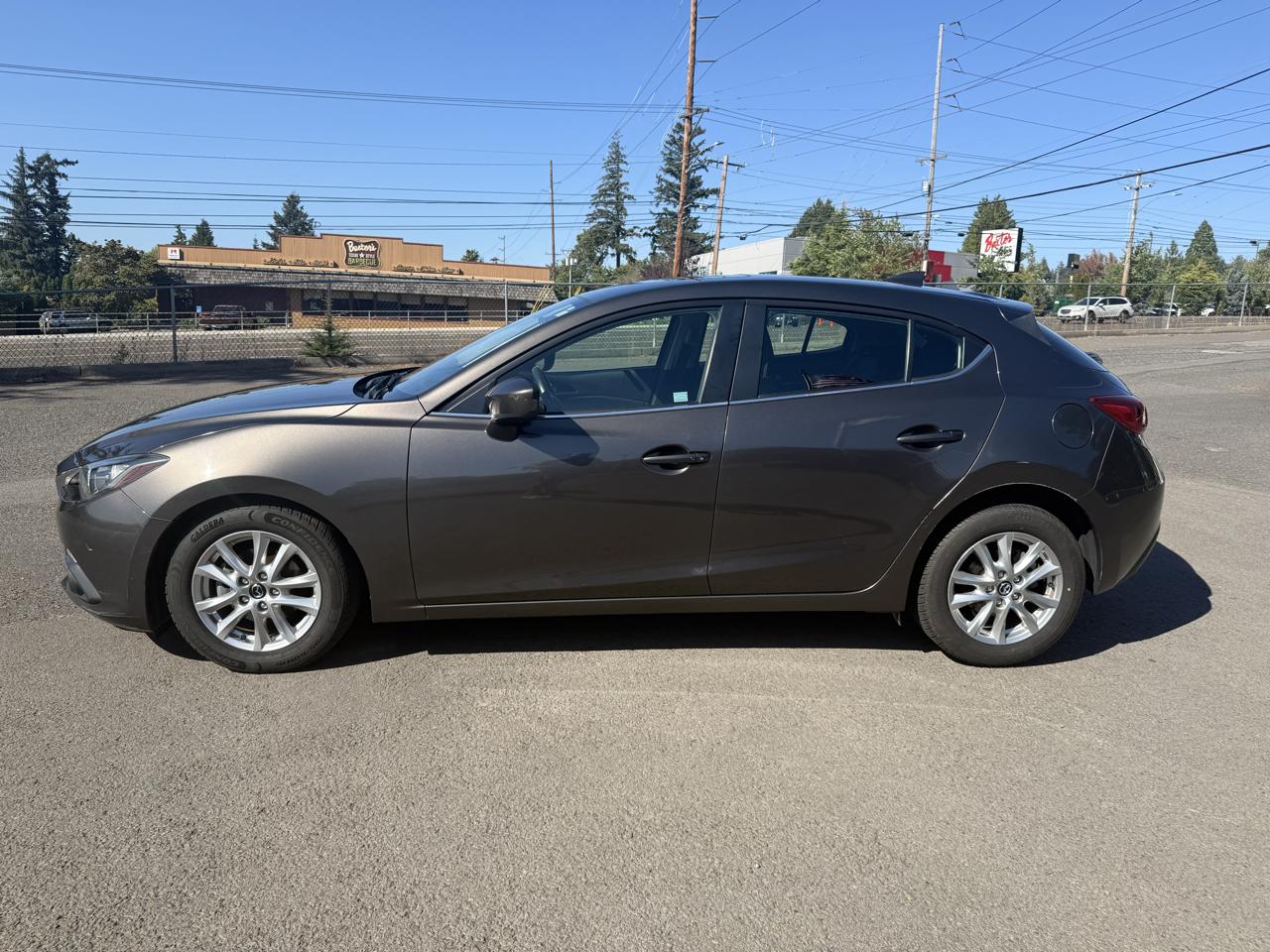 Mazda MAZDA3 i Grand Touring AT 5-Door 2016