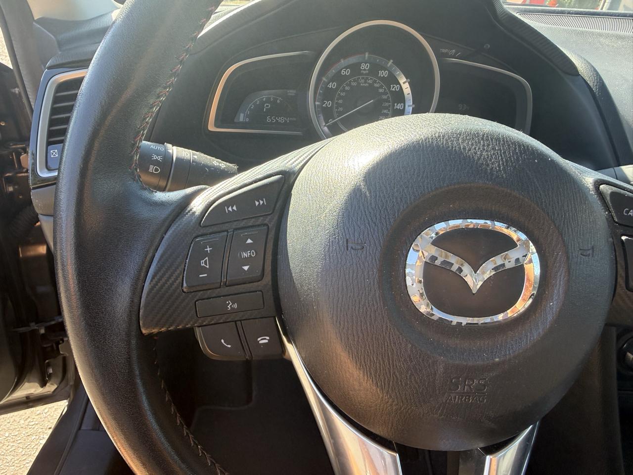 Mazda MAZDA3 i Grand Touring AT 5-Door 2016