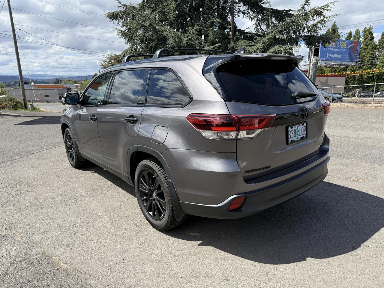 Toyota Highlander 4WD 4dr V6 SE (Natl) 2019