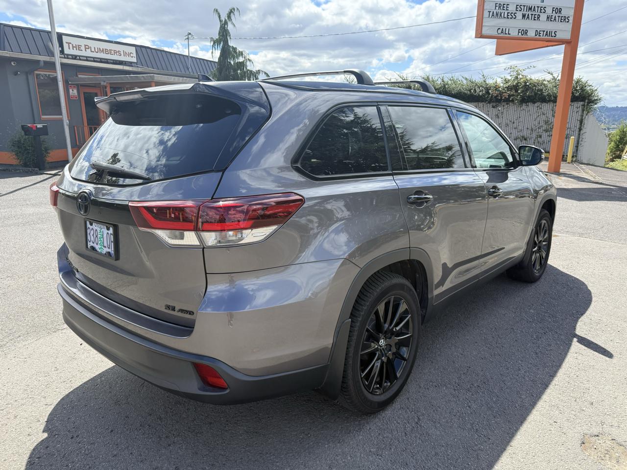 Toyota Highlander 4WD 4dr V6 SE (Natl) 2019