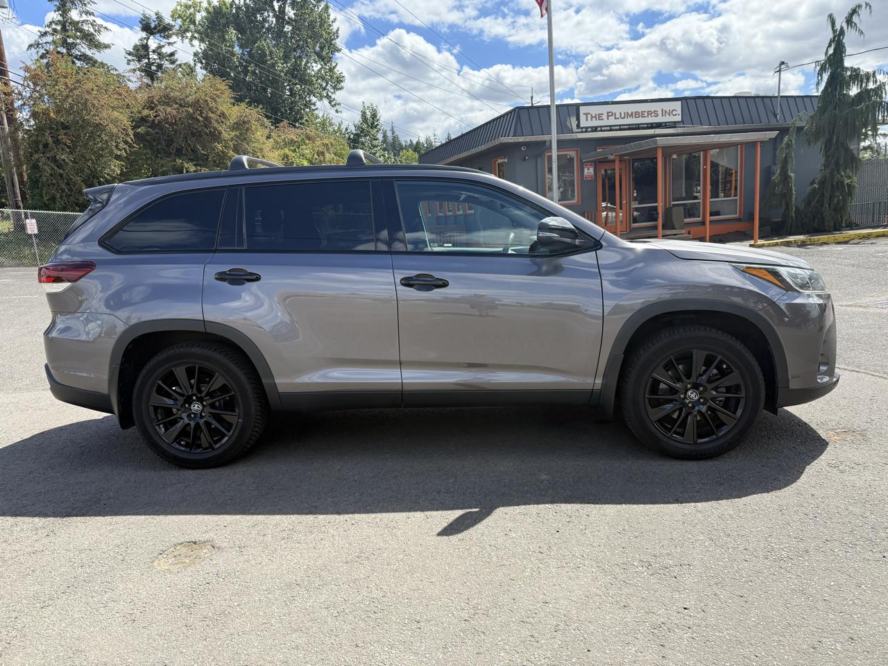 Toyota Highlander 4WD 4dr V6 SE (Natl) 2019