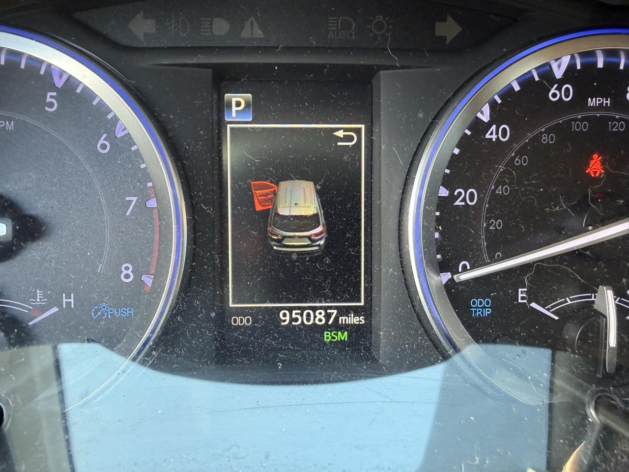 Toyota Highlander 4WD 4dr V6 SE (Natl) 2019