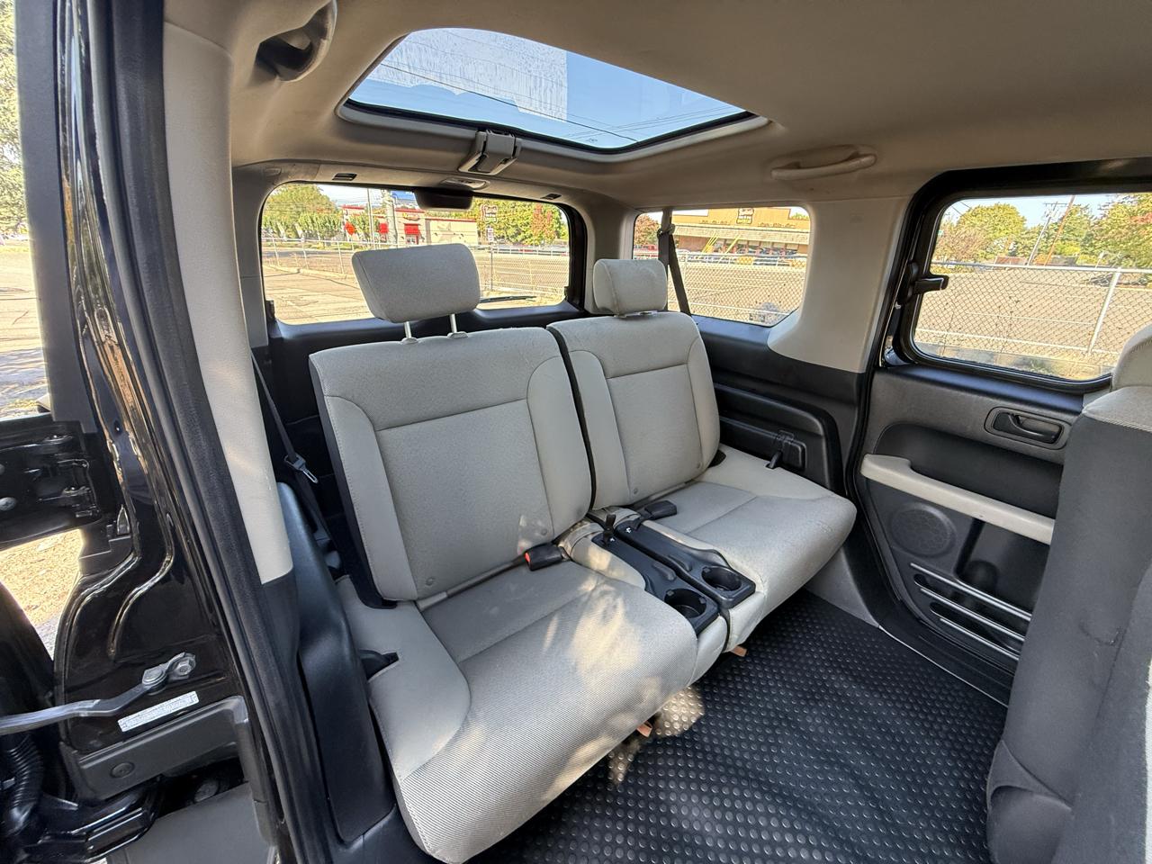 Honda Element photo 19