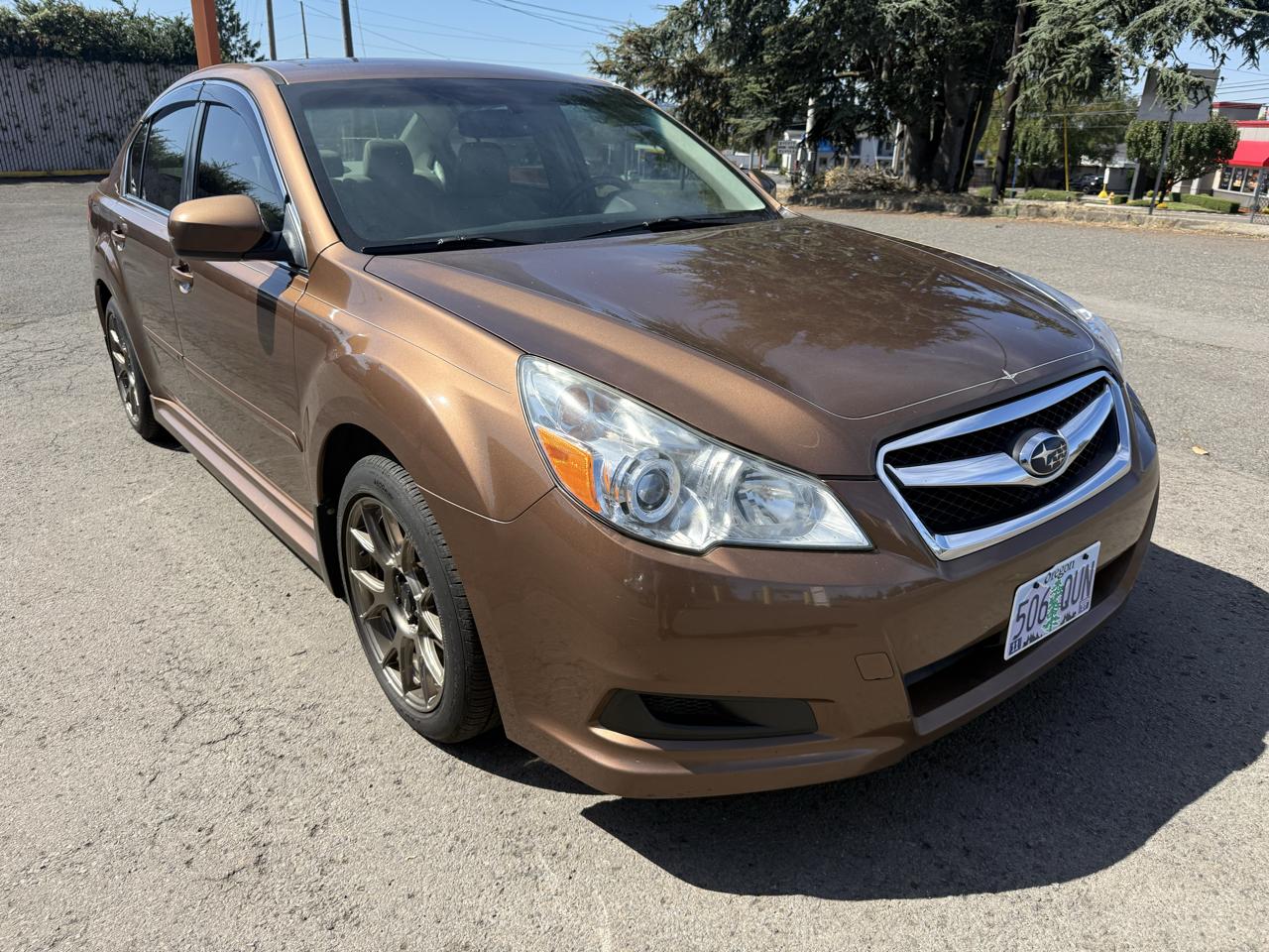 Subaru Legacy 2.5i Limited 2011