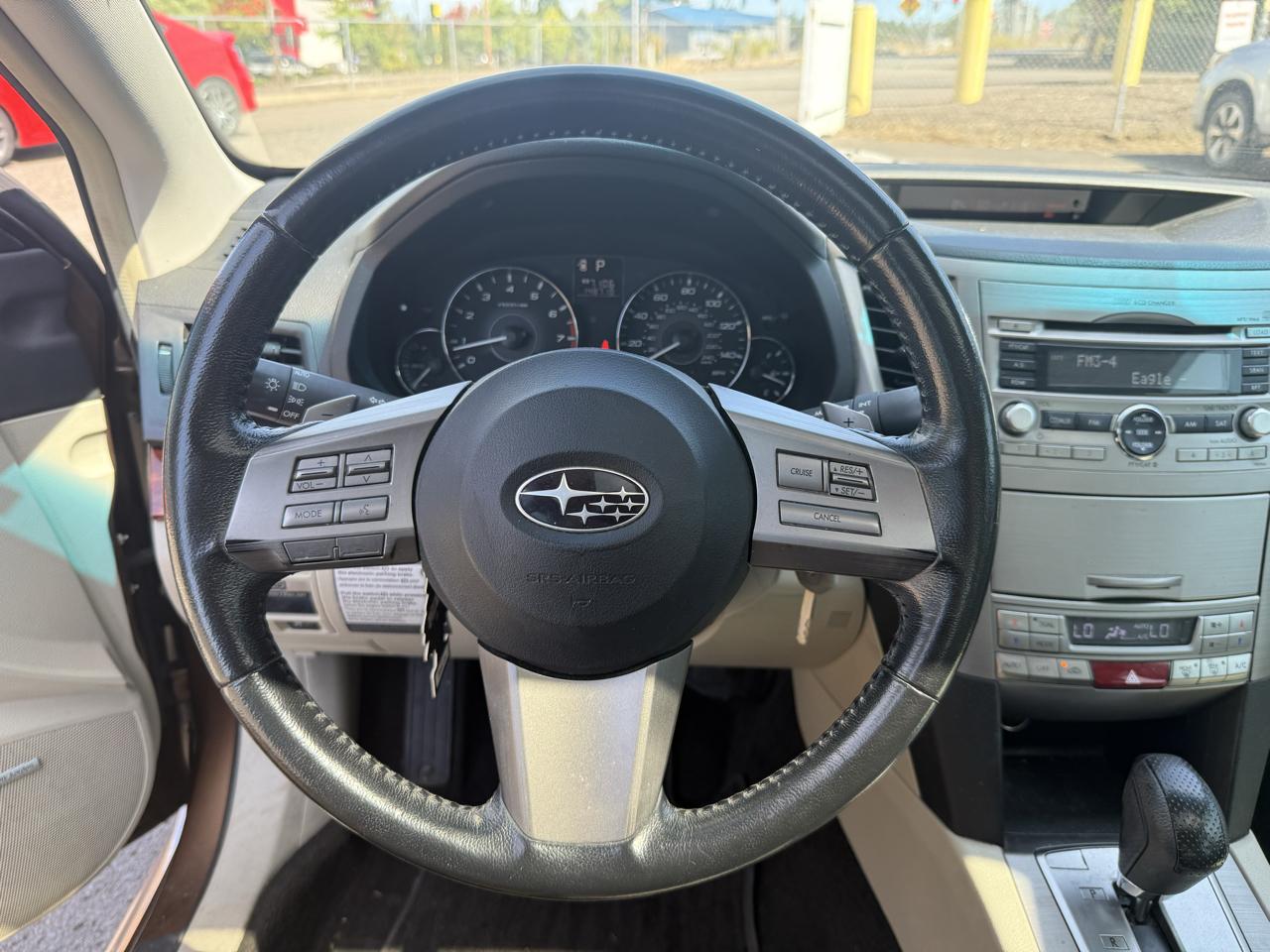 Subaru Legacy 2.5i Limited 2011