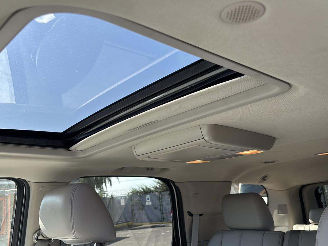 Chevrolet Tahoe photo 15