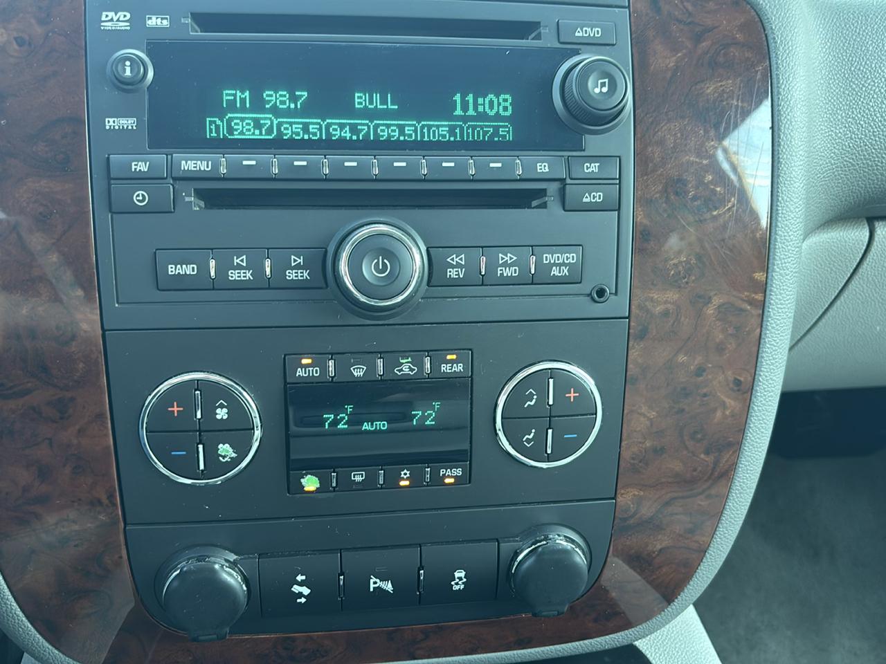 Chevrolet Tahoe photo 19