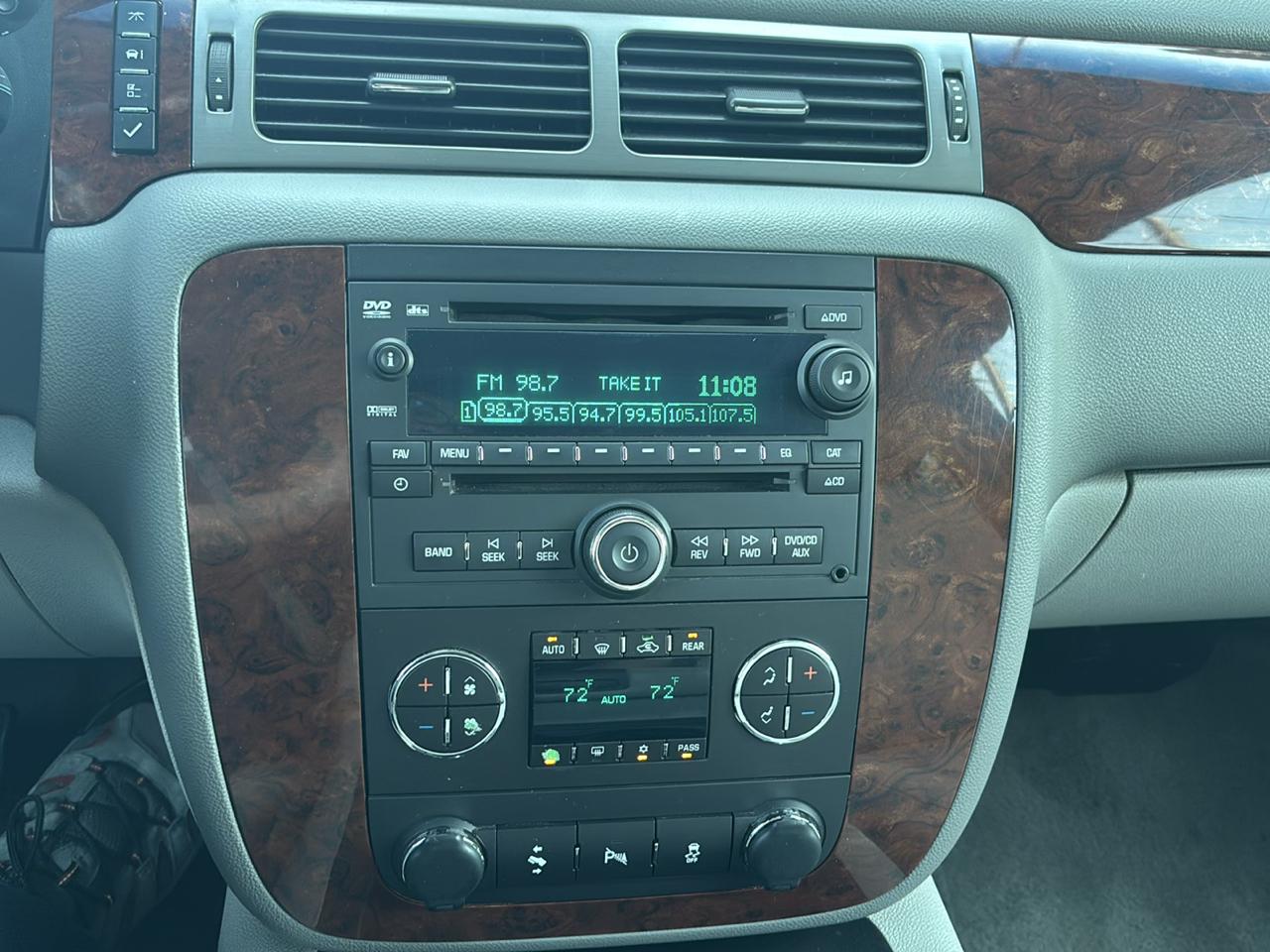 Chevrolet Tahoe photo 20