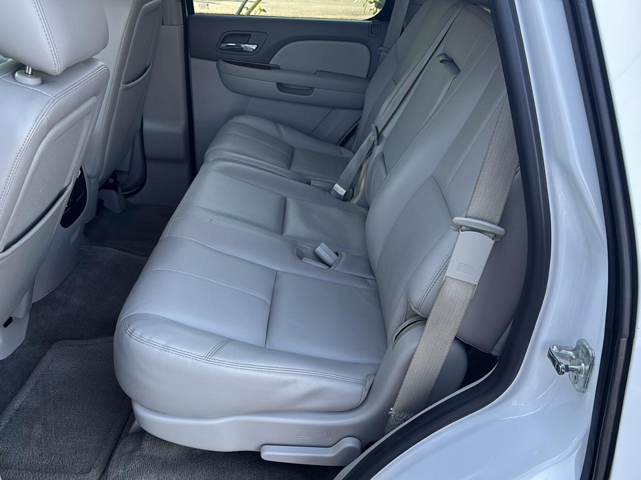 Chevrolet Tahoe photo 25