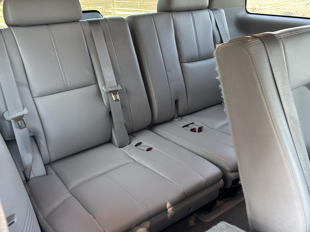 Chevrolet Tahoe photo 38