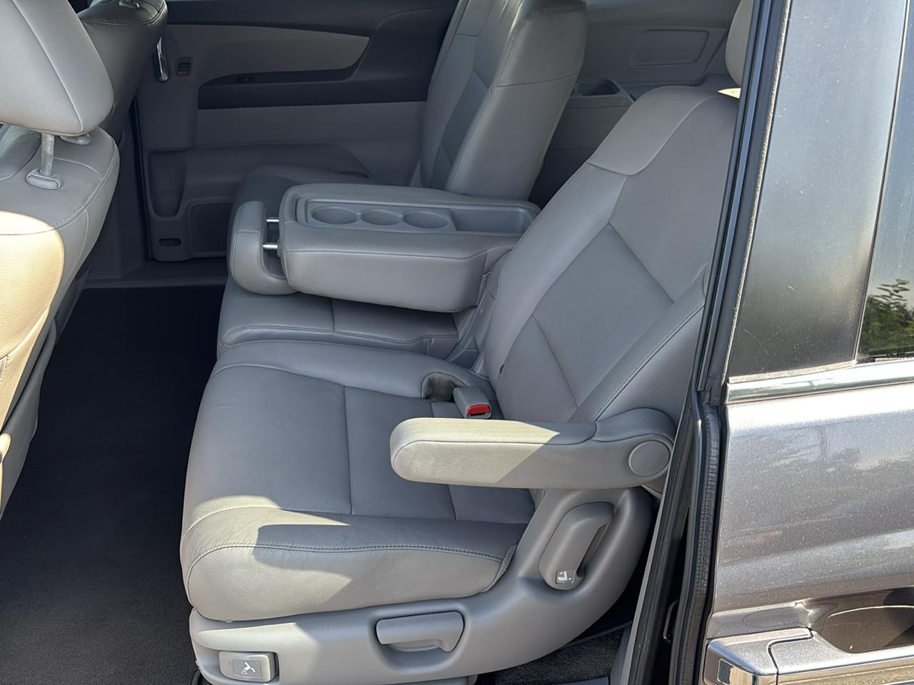 Honda Odyssey photo 10
