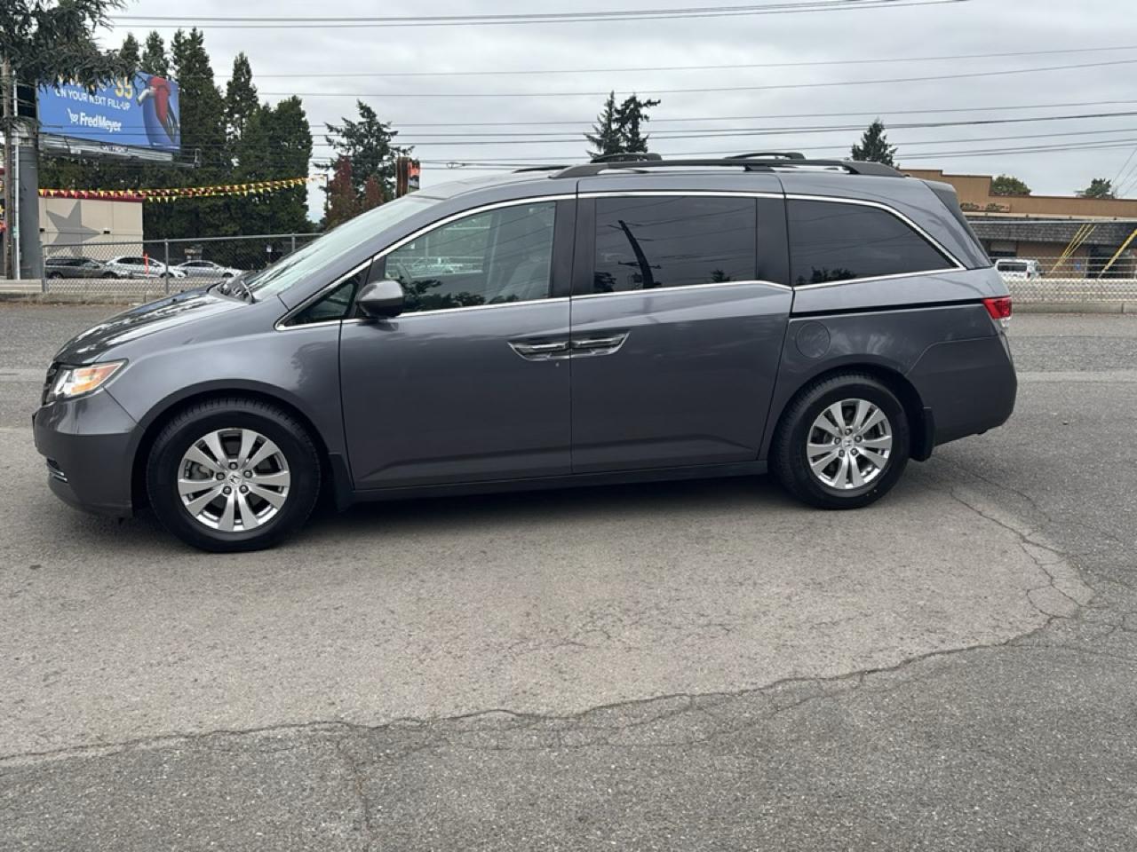 Honda Odyssey photo 5