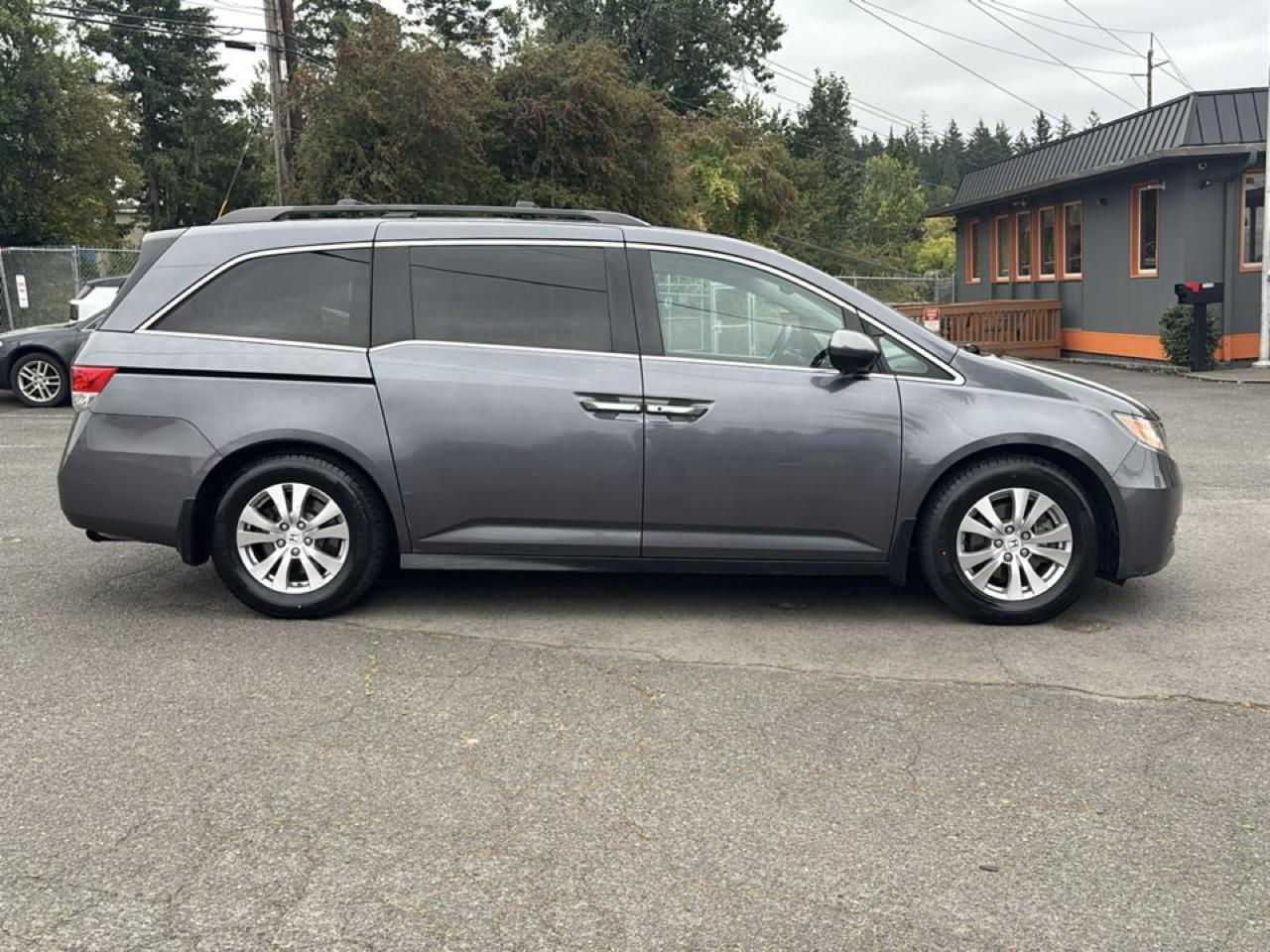 Honda Odyssey photo 6