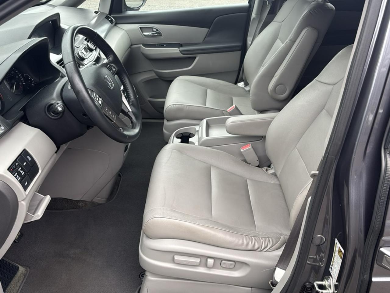 Honda Odyssey photo 7