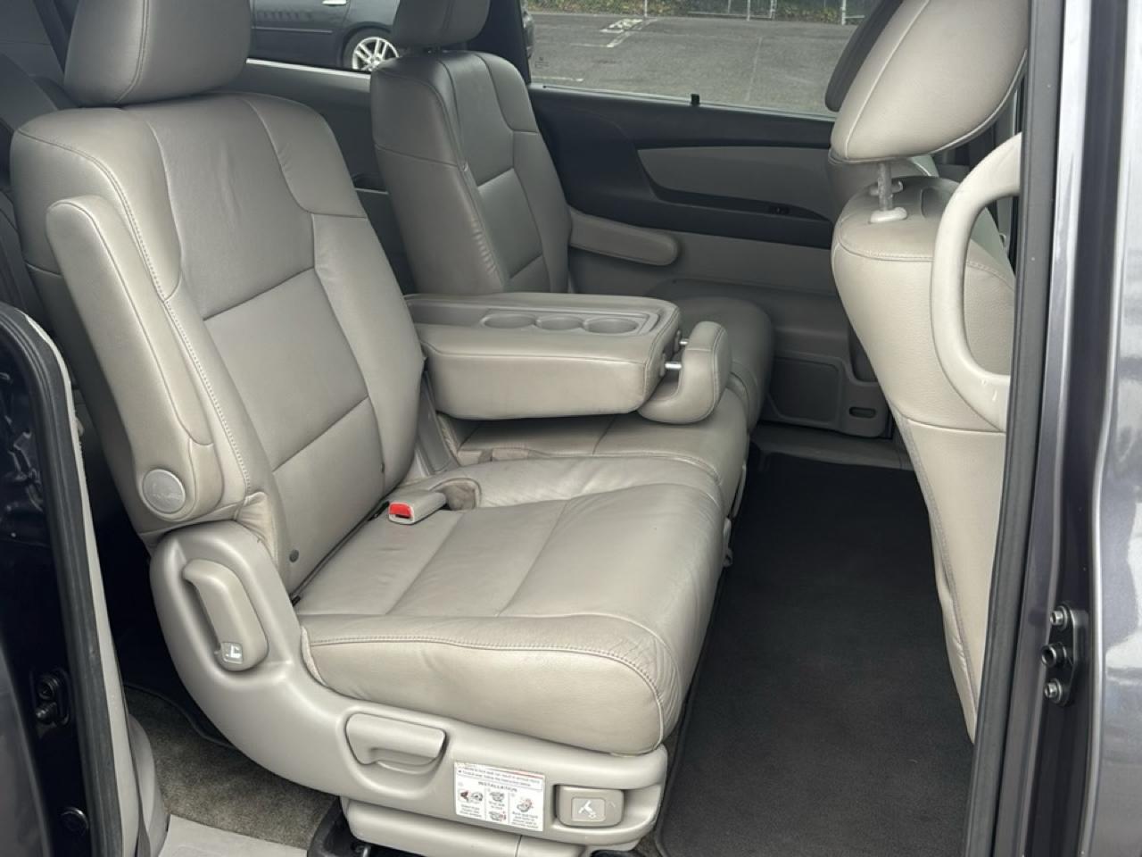 Honda Odyssey photo 28