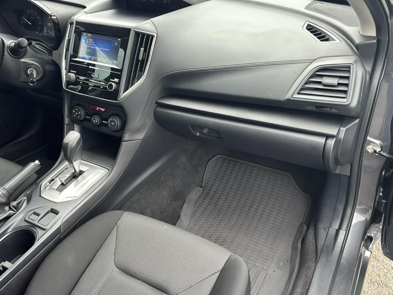 Subaru Impreza photo 16